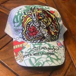 New with tags Ed Hardy cap. From non smoking no pet home.